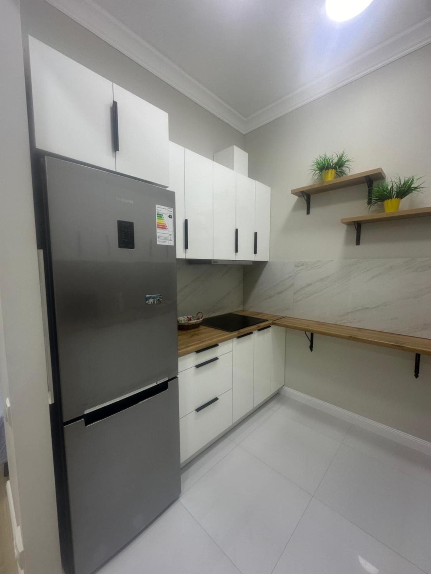 Comfortable Apartment In Central Of Almati Kültér fotó
