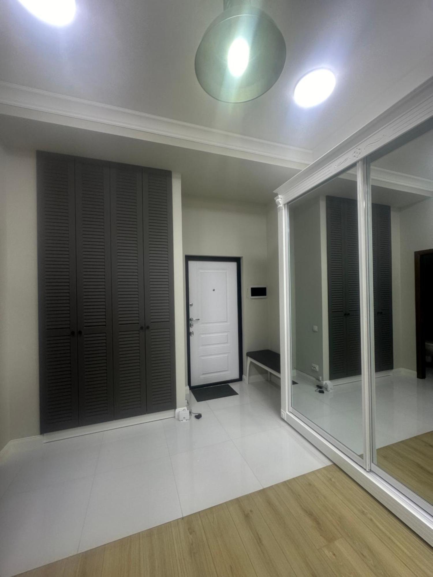 Comfortable Apartment In Central Of Almati Kültér fotó